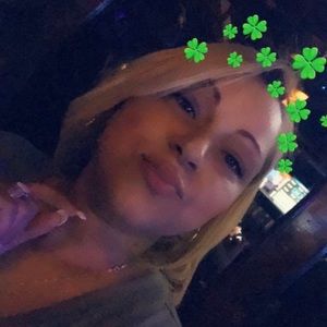 Meet your Posher, Vivian